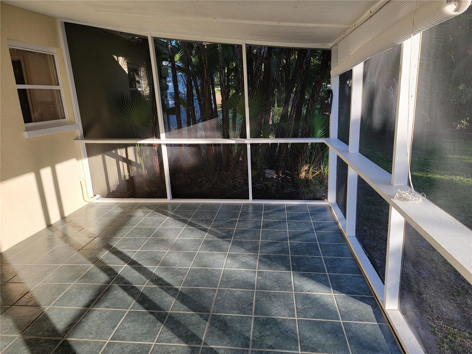 3988 BERKSHIRE DR — photo 30
