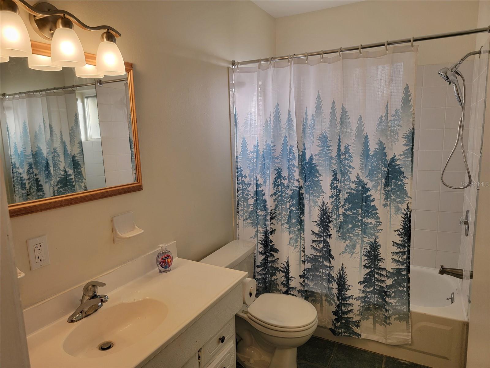 3988 BERKSHIRE DR — photo 25
