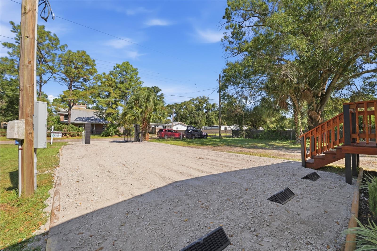 8036 S MEADOWVIEW CIR — photo 5