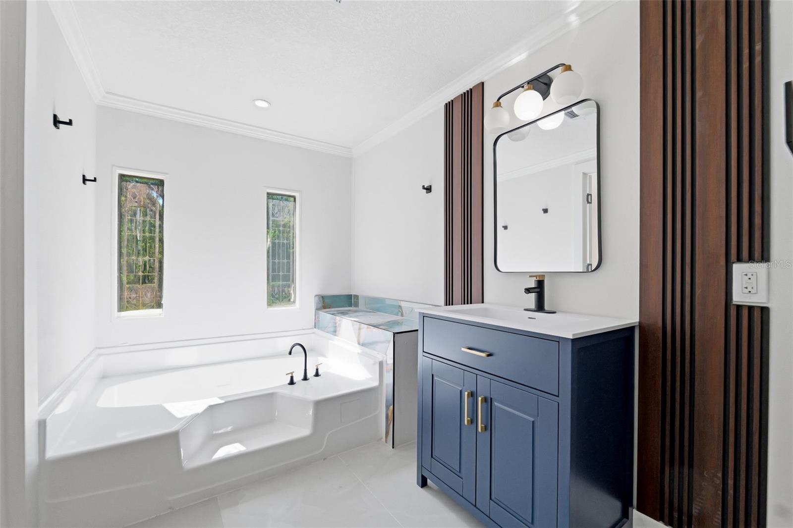 8036 S MEADOWVIEW CIR — photo 16