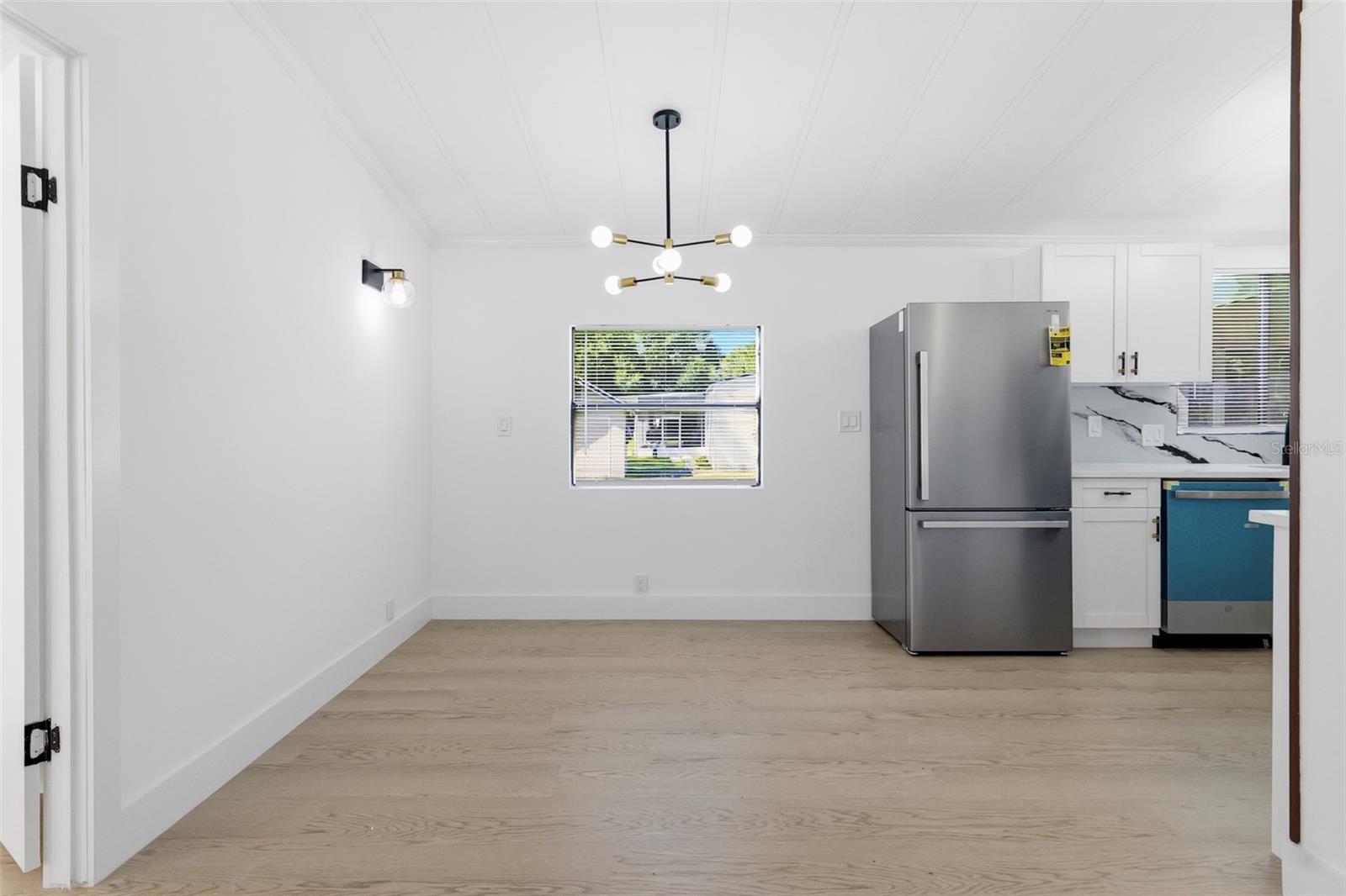 8036 S MEADOWVIEW CIR — photo 18