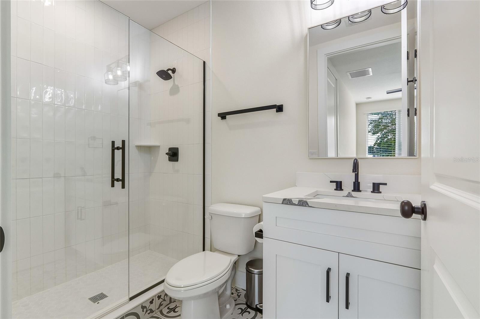 120 E GLADYS ST #5 — photo 19