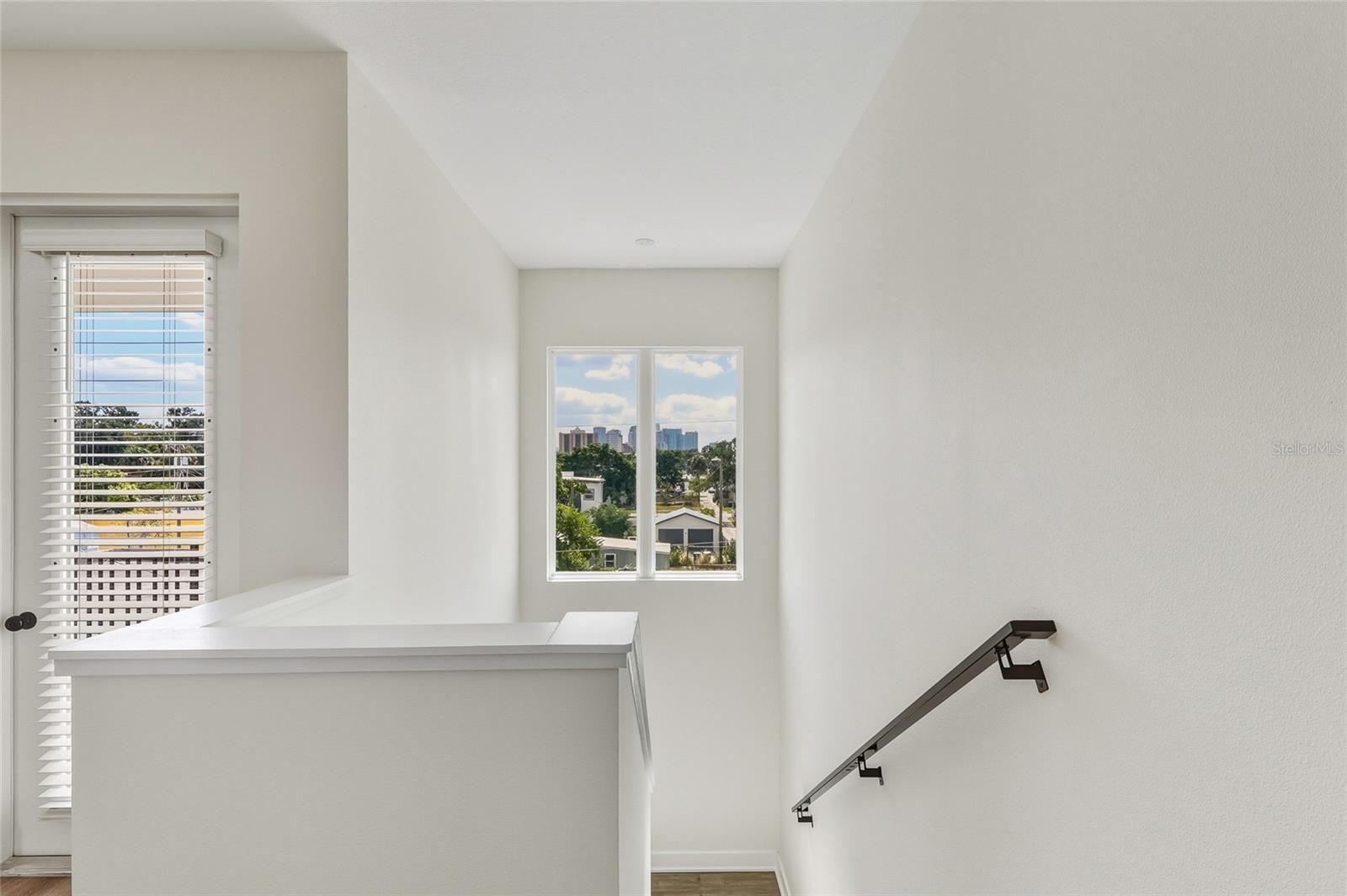120 E GLADYS ST #5 — photo 20