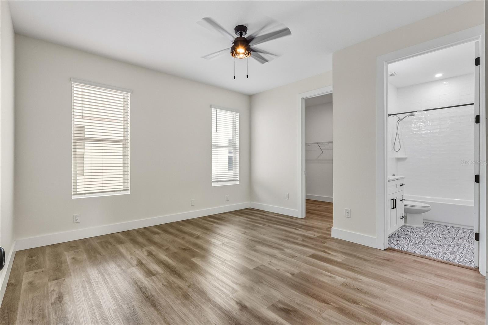 120 E GLADYS ST #5 — photo 16