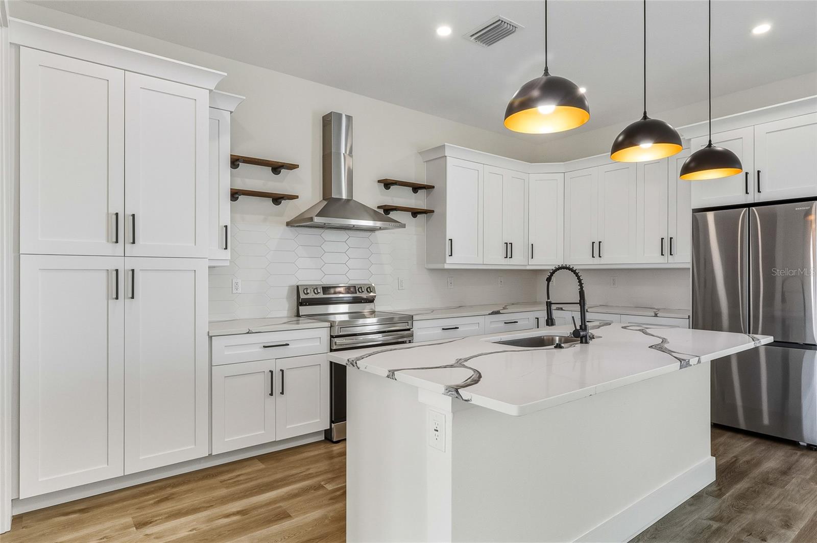 120 E GLADYS ST #5 — photo 6