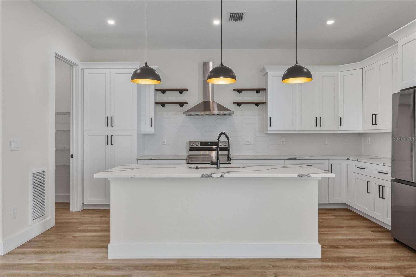 120 E GLADYS ST #5 — photo 7