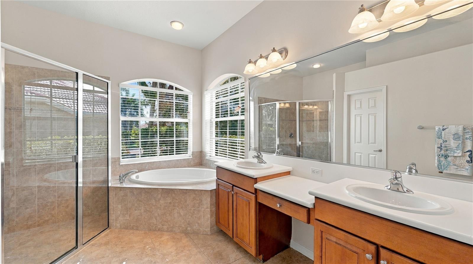 2884 GRAZELAND DR — photo 33