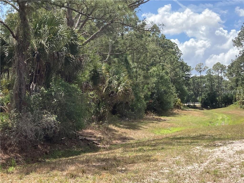 5100 N BISCAYNE DR — photo 3