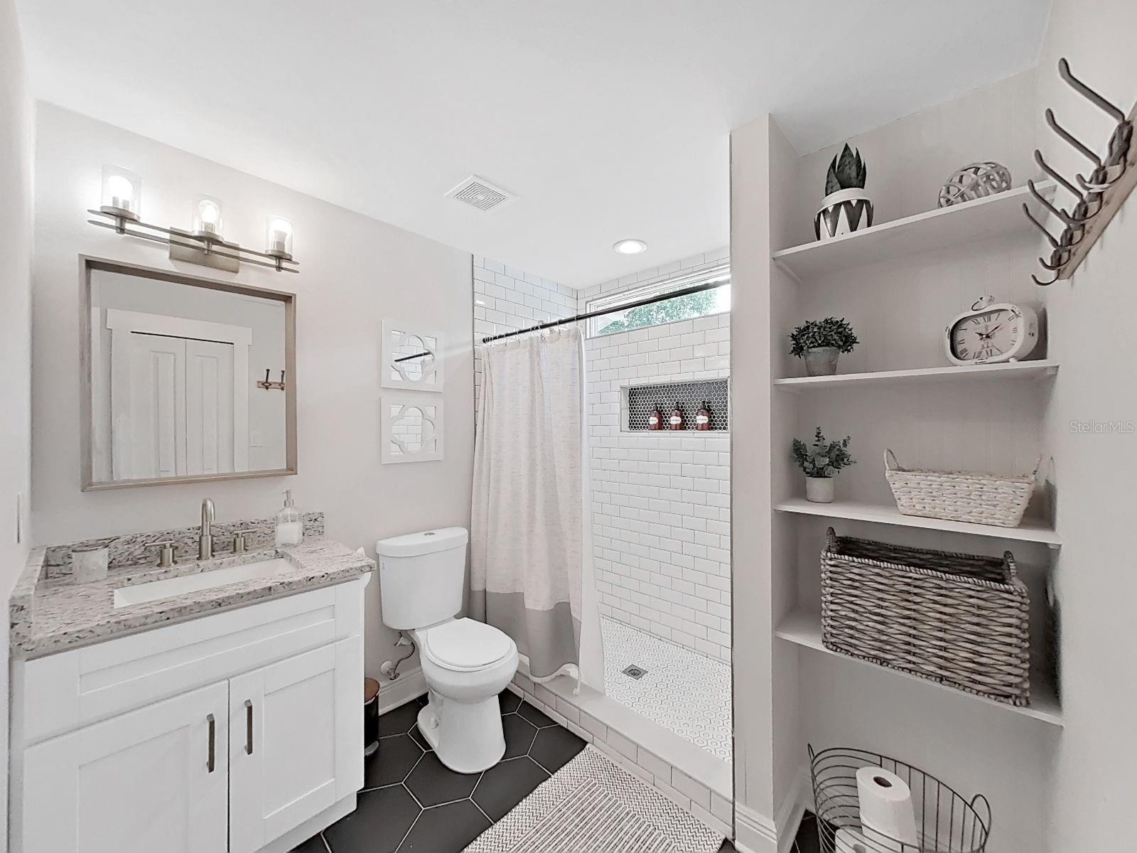 1215 E CURTIS ST — photo 27