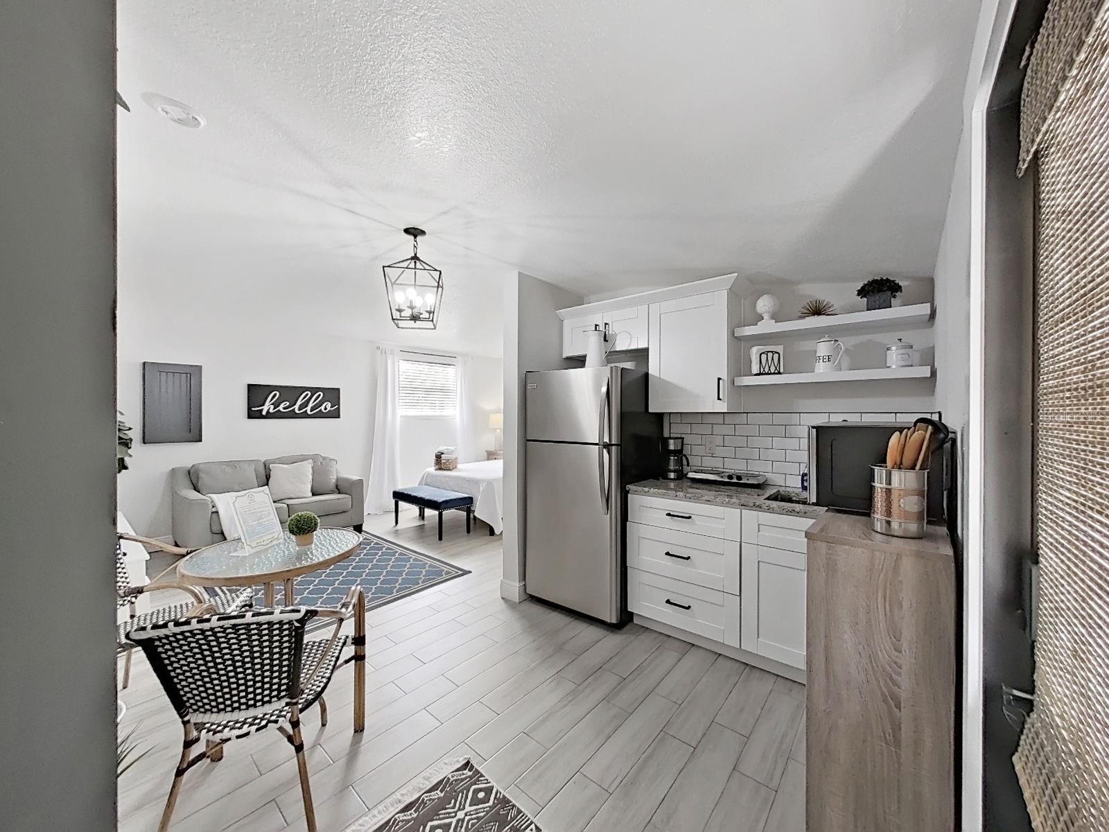 1215 E CURTIS ST — photo 18