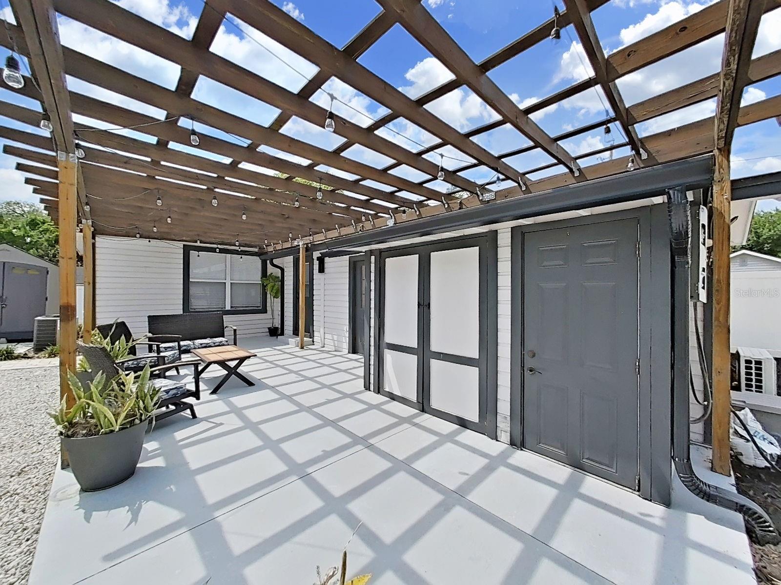 1215 E CURTIS ST — photo 30