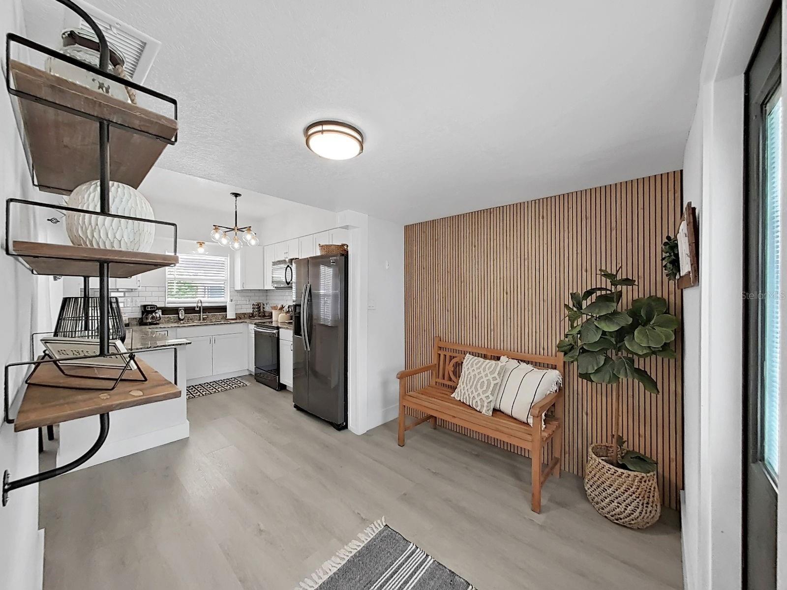 1215 E CURTIS ST — photo 17