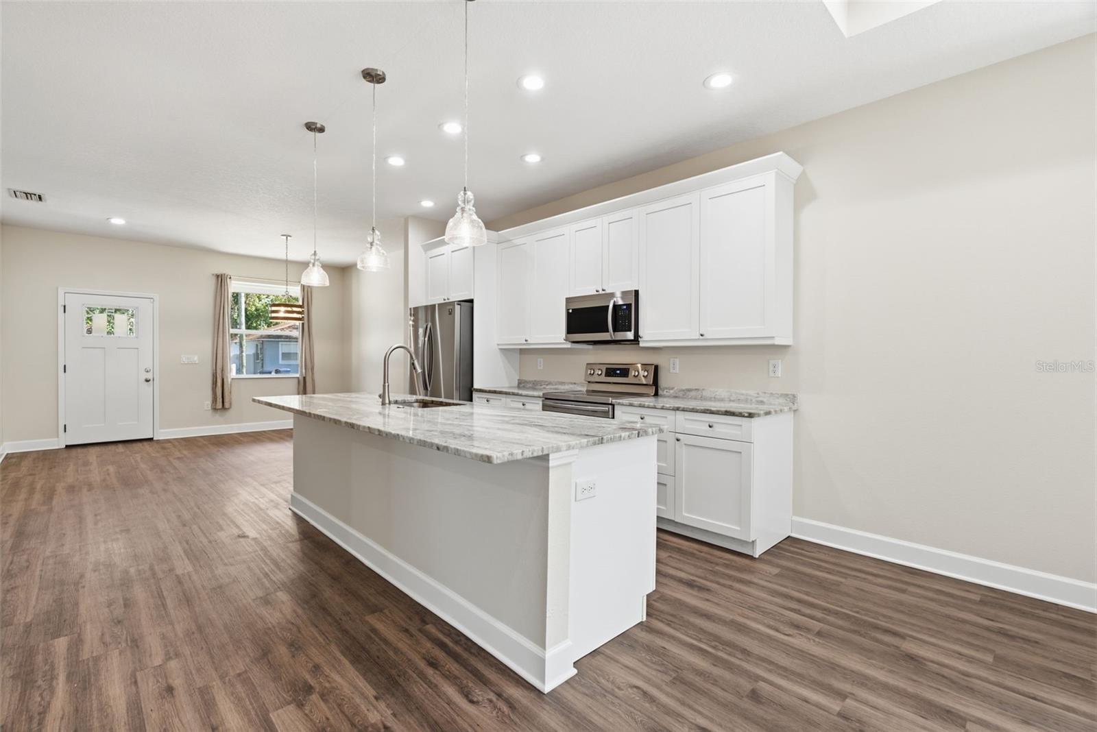 10118 N BROOKS ST — photo 14