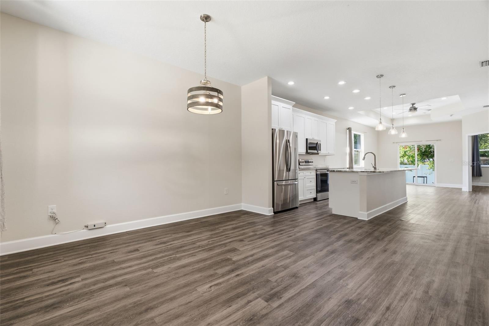 10118 N BROOKS ST — photo 7