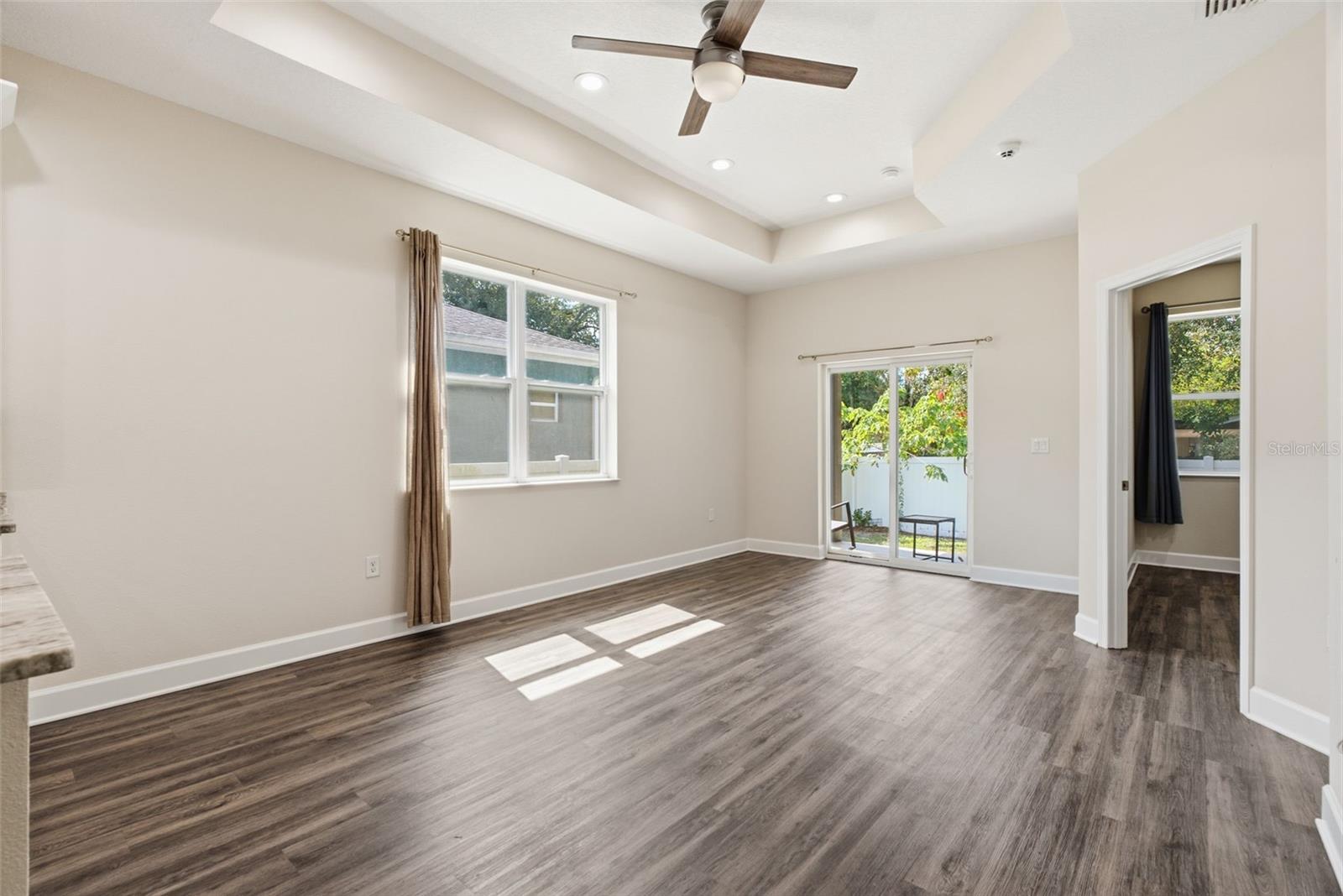 10118 N BROOKS ST — photo 18