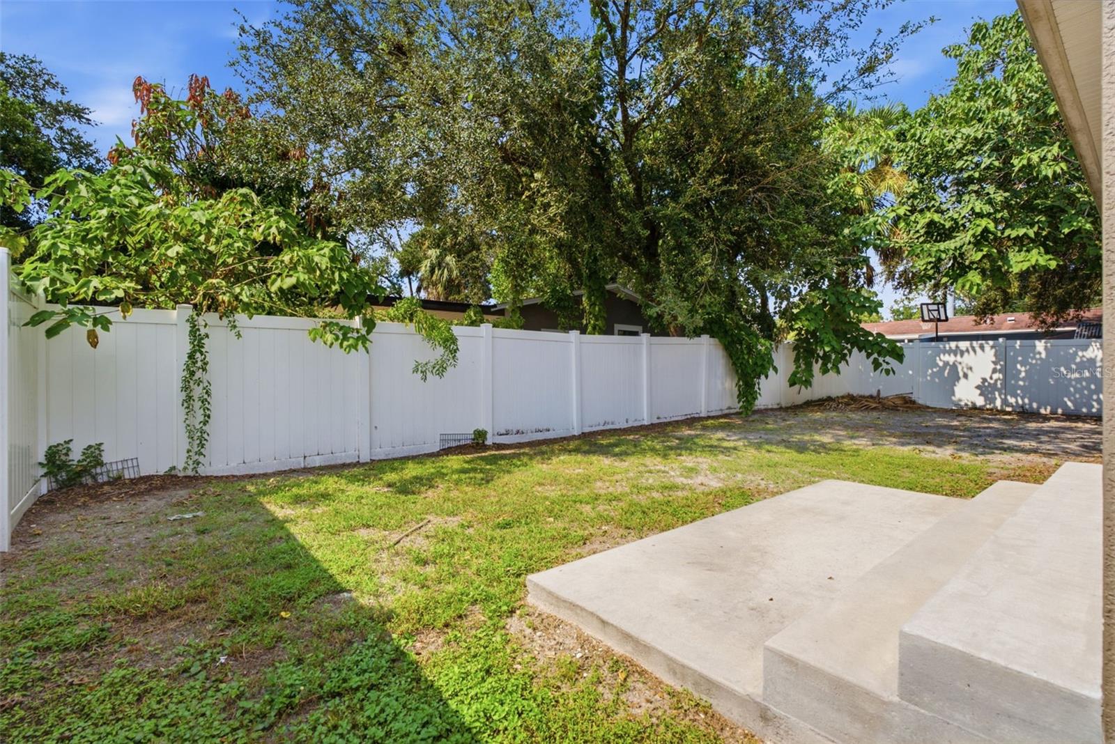 10118 N BROOKS ST — photo 35