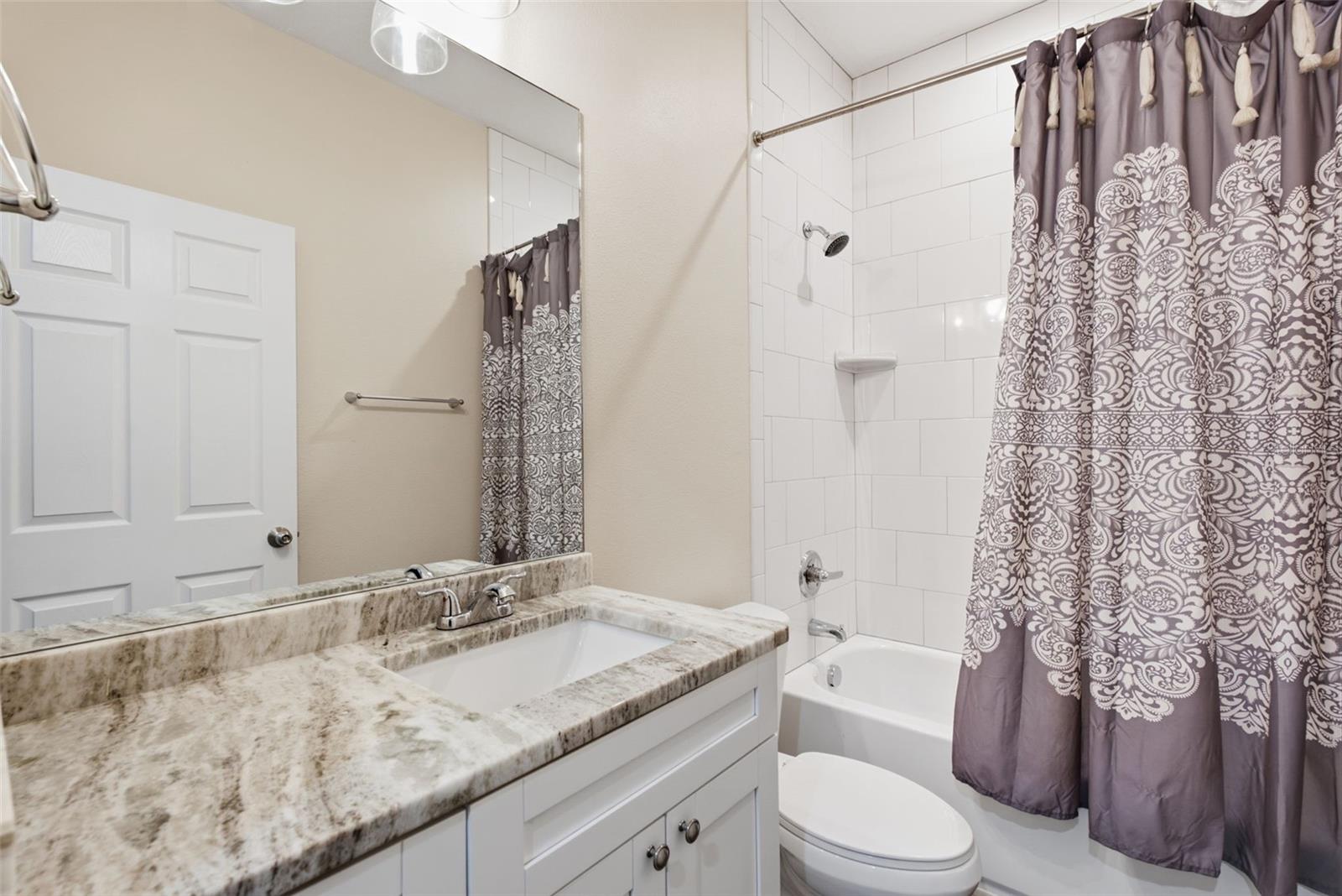 10118 N BROOKS ST — photo 30
