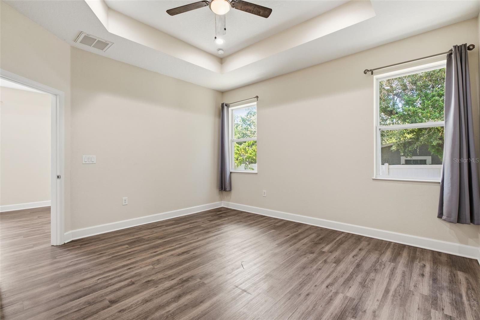10118 N BROOKS ST — photo 20