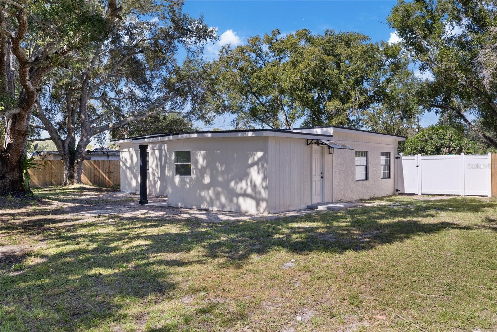 8507 LIBBY LN — photo 33