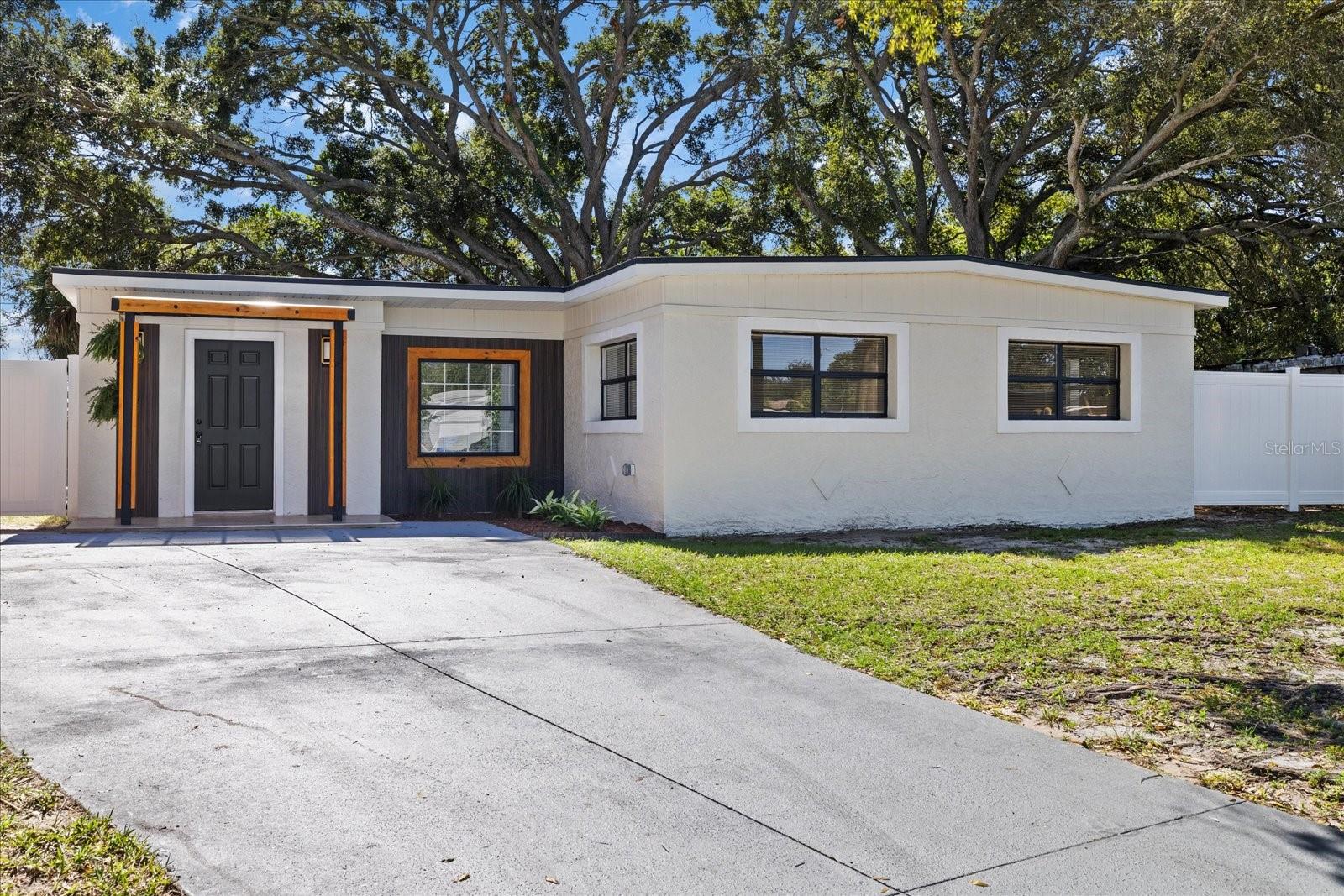 8507 LIBBY LN — photo 3