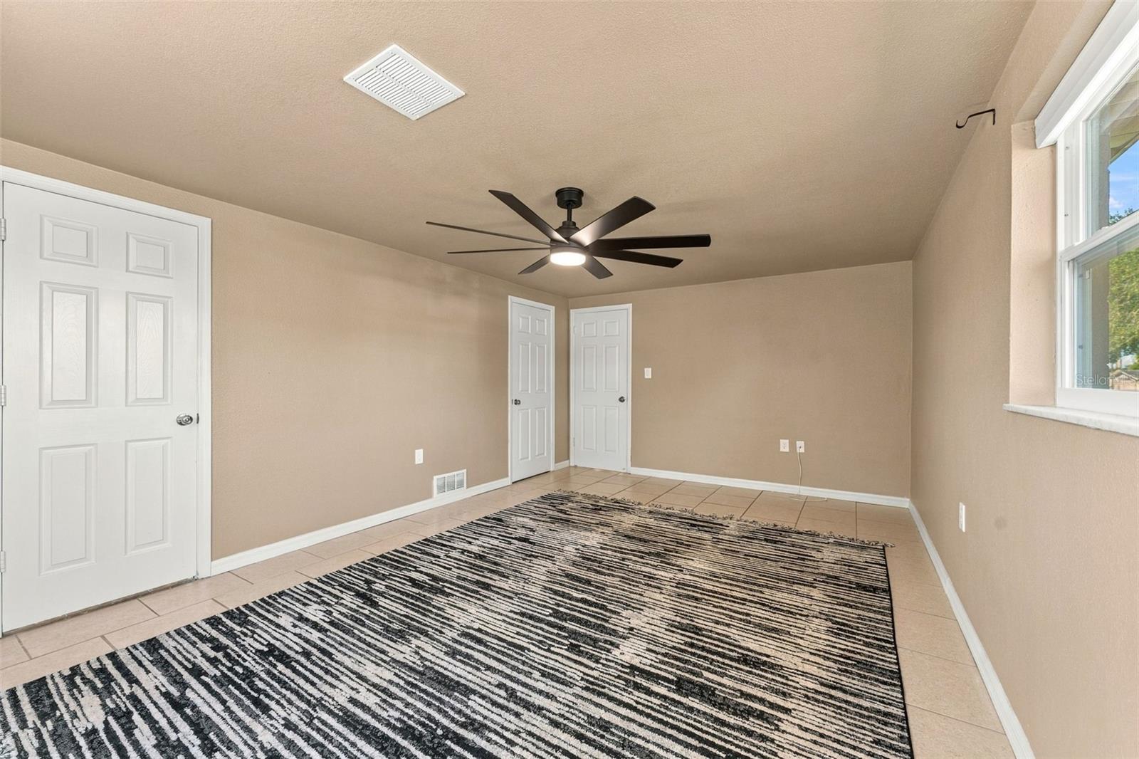 1102 CROYDON LN — photo 27