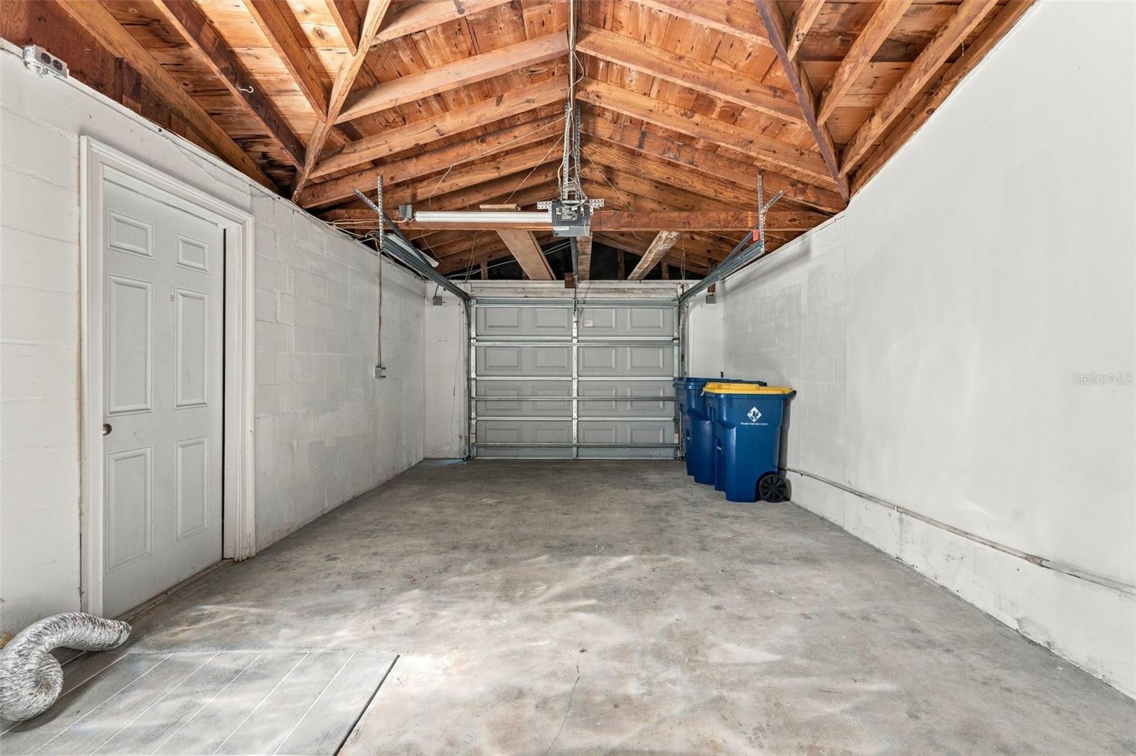 1102 CROYDON LN — photo 30