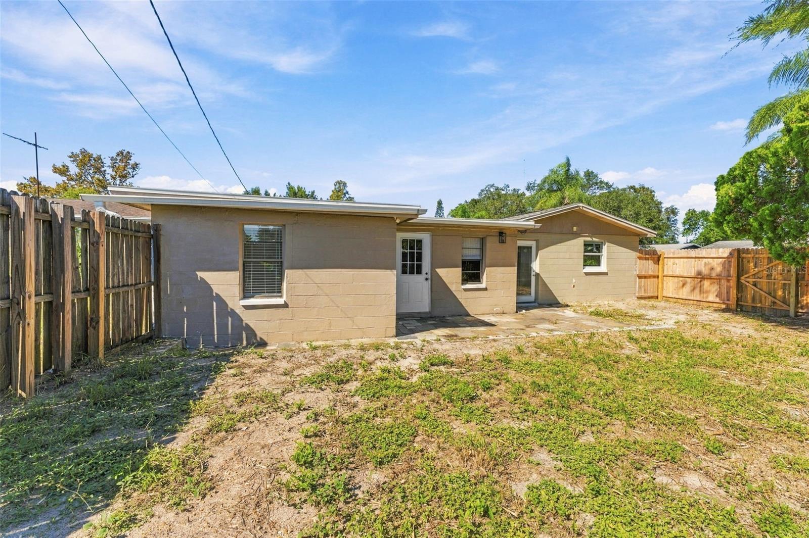 1102 CROYDON LN — photo 34