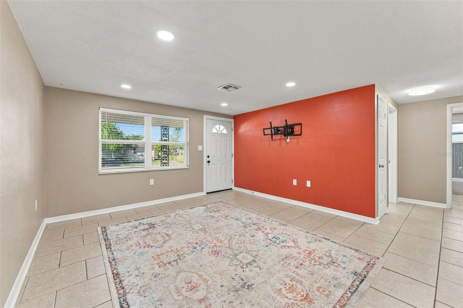 1102 CROYDON LN — photo 7