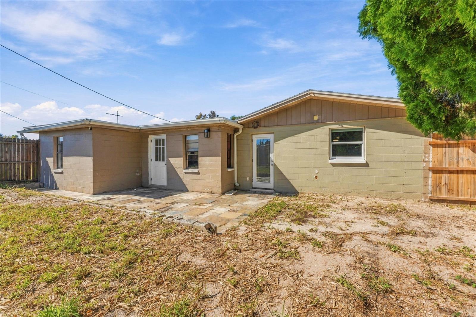 1102 CROYDON LN — photo 36