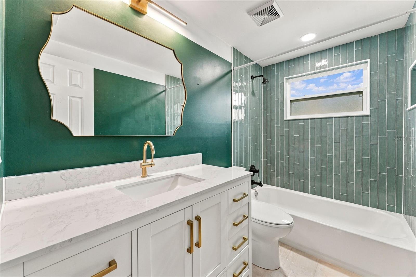 1102 CROYDON LN — photo 23