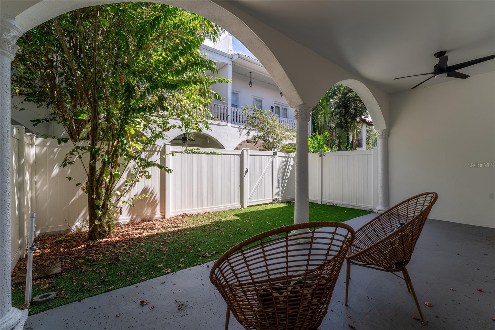 5601 BAYSHORE BLVD #E — photo 37