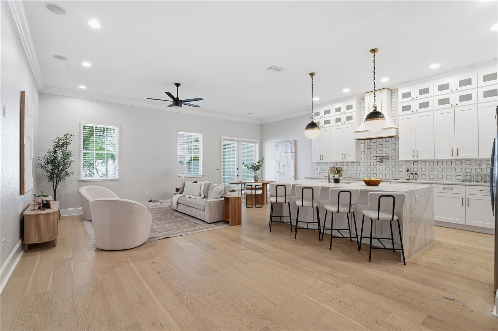 5601 BAYSHORE BLVD #E — photo 8