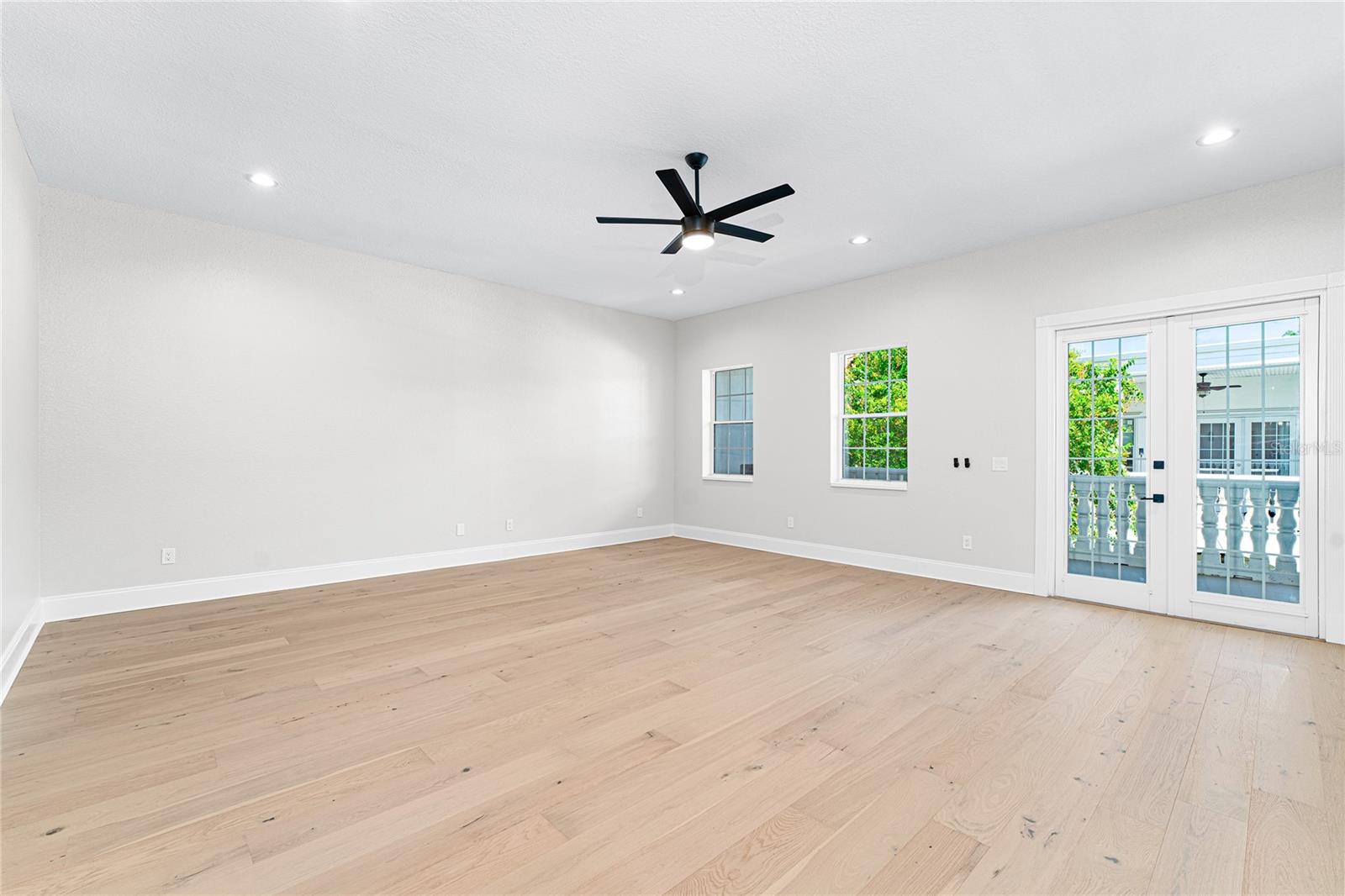 5601 BAYSHORE BLVD #E — photo 53