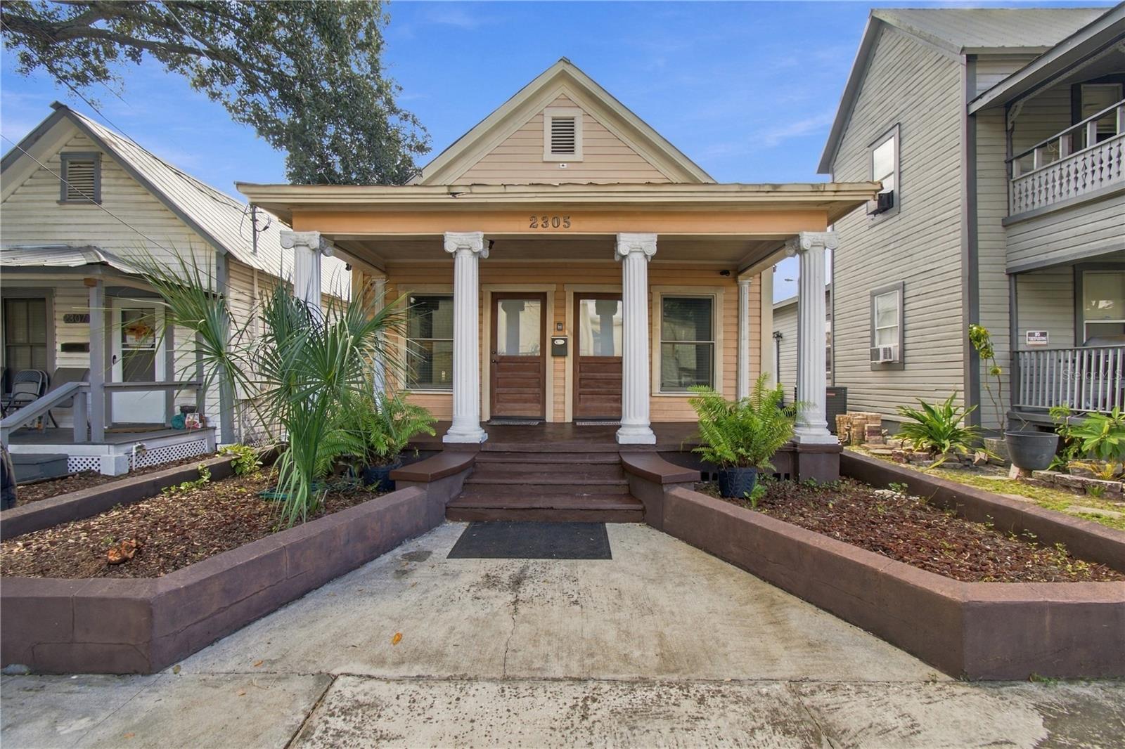 2305 E 5TH AVE — photo 3