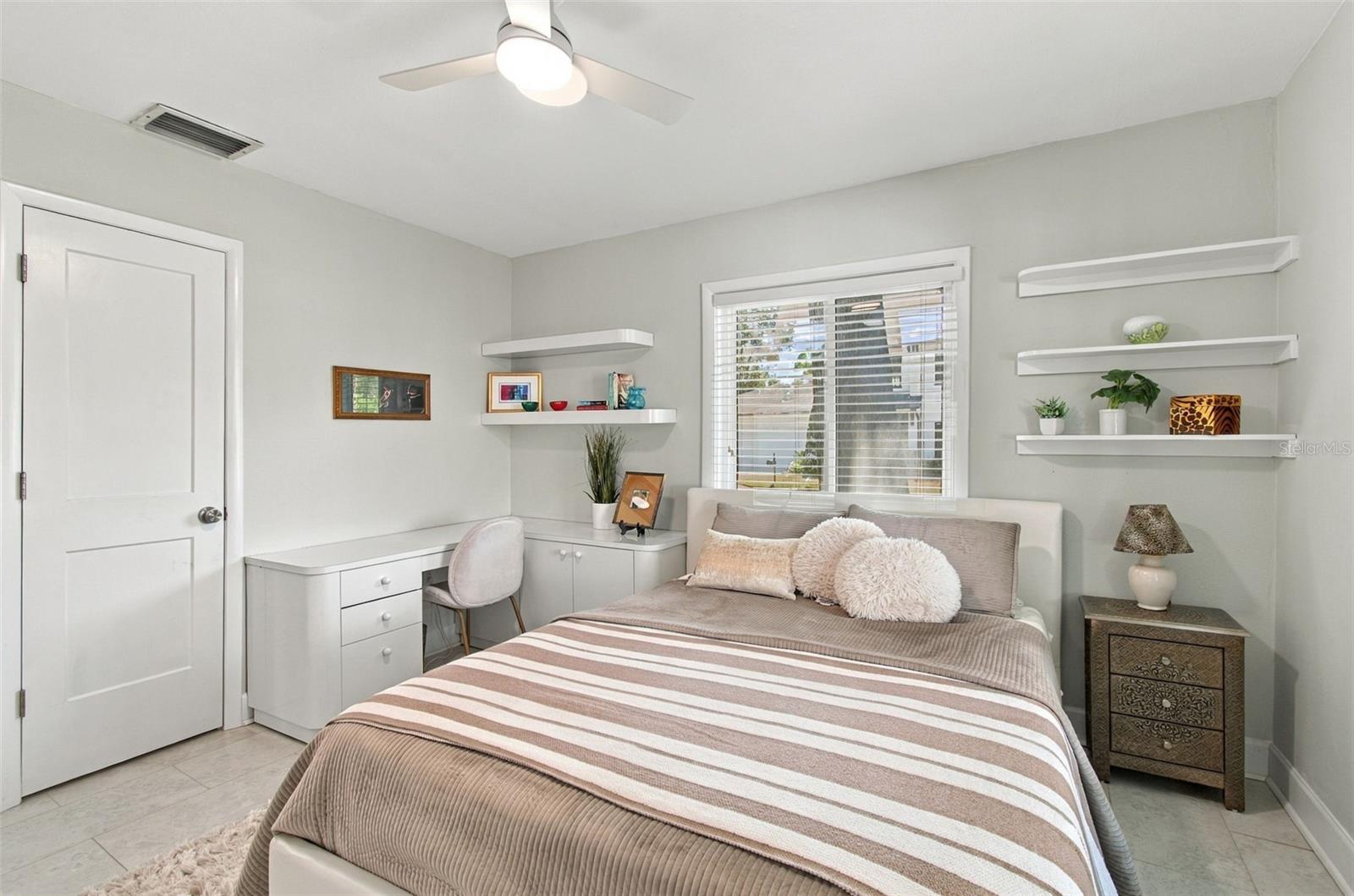 3913 W BARCELONA ST — photo 27