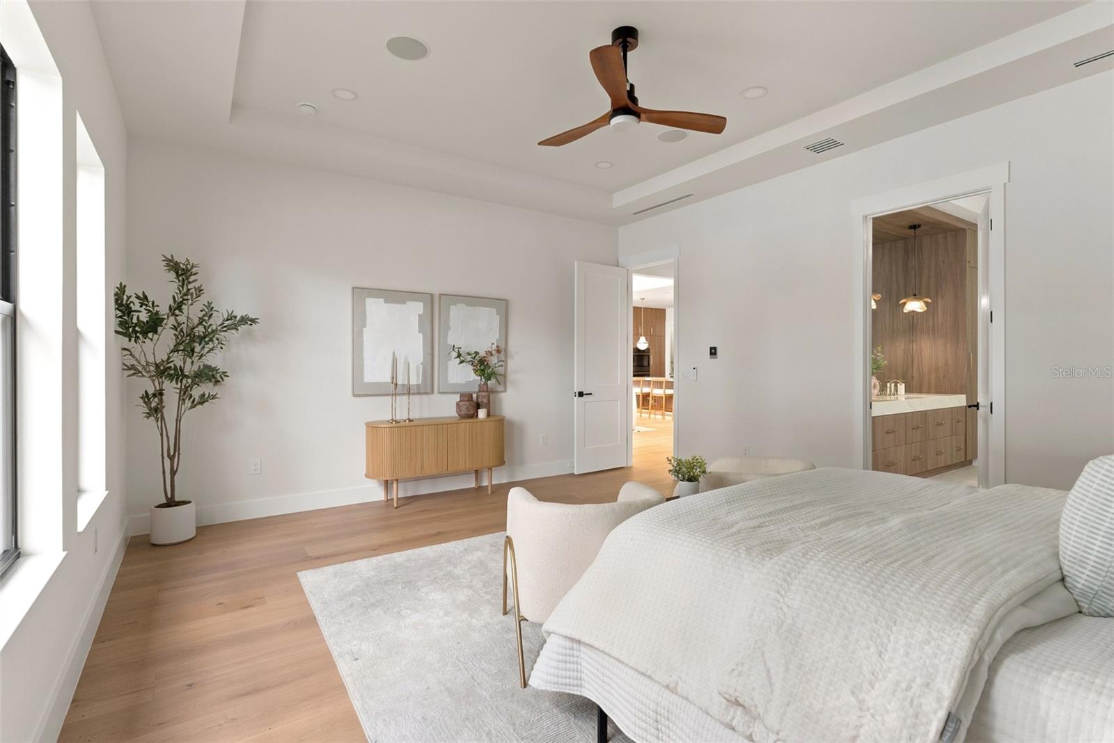 812 W KENTUCKY AVE — photo 18