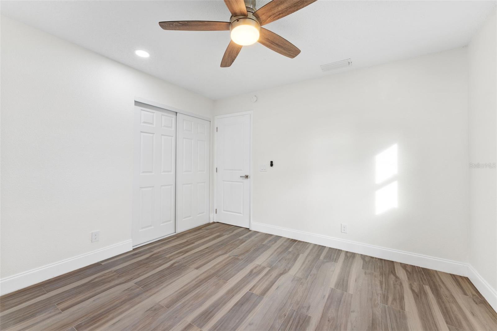 8307 LIBBY LN — photo 24