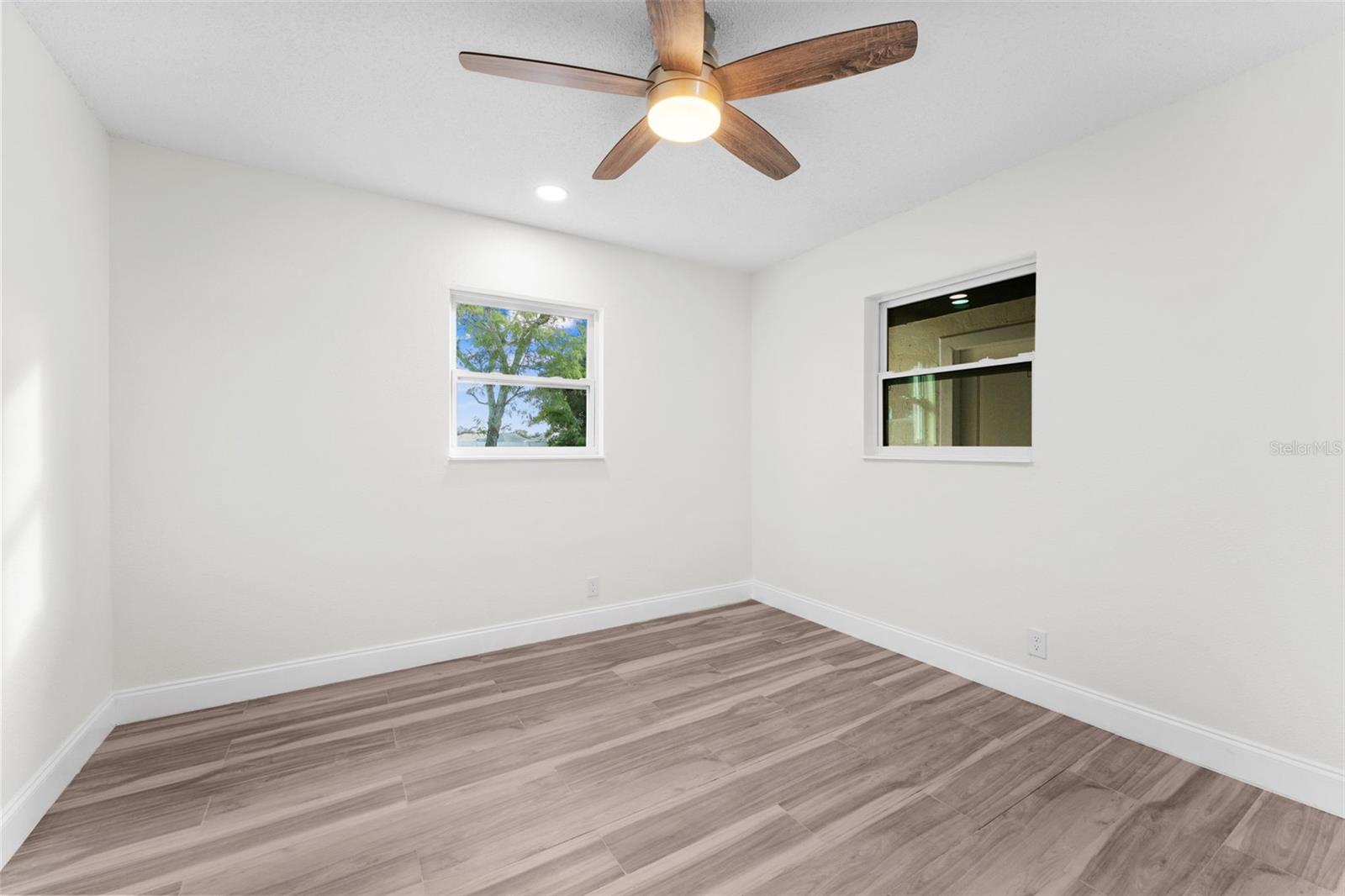 8307 LIBBY LN — photo 23