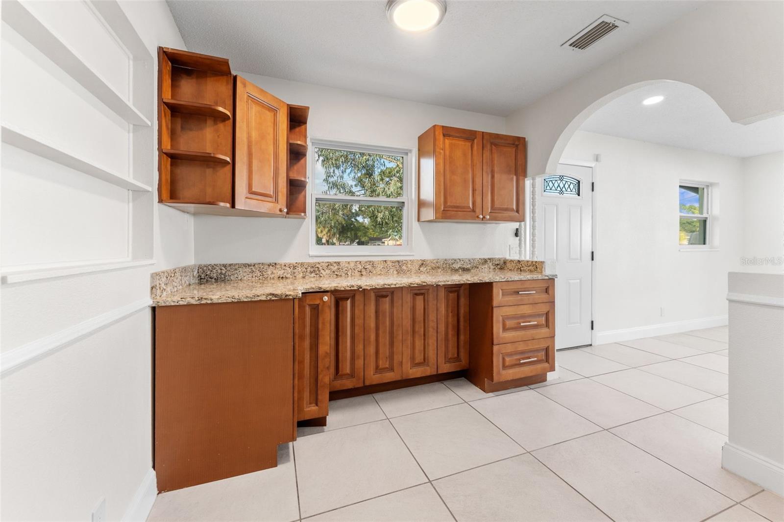8307 LIBBY LN — photo 13
