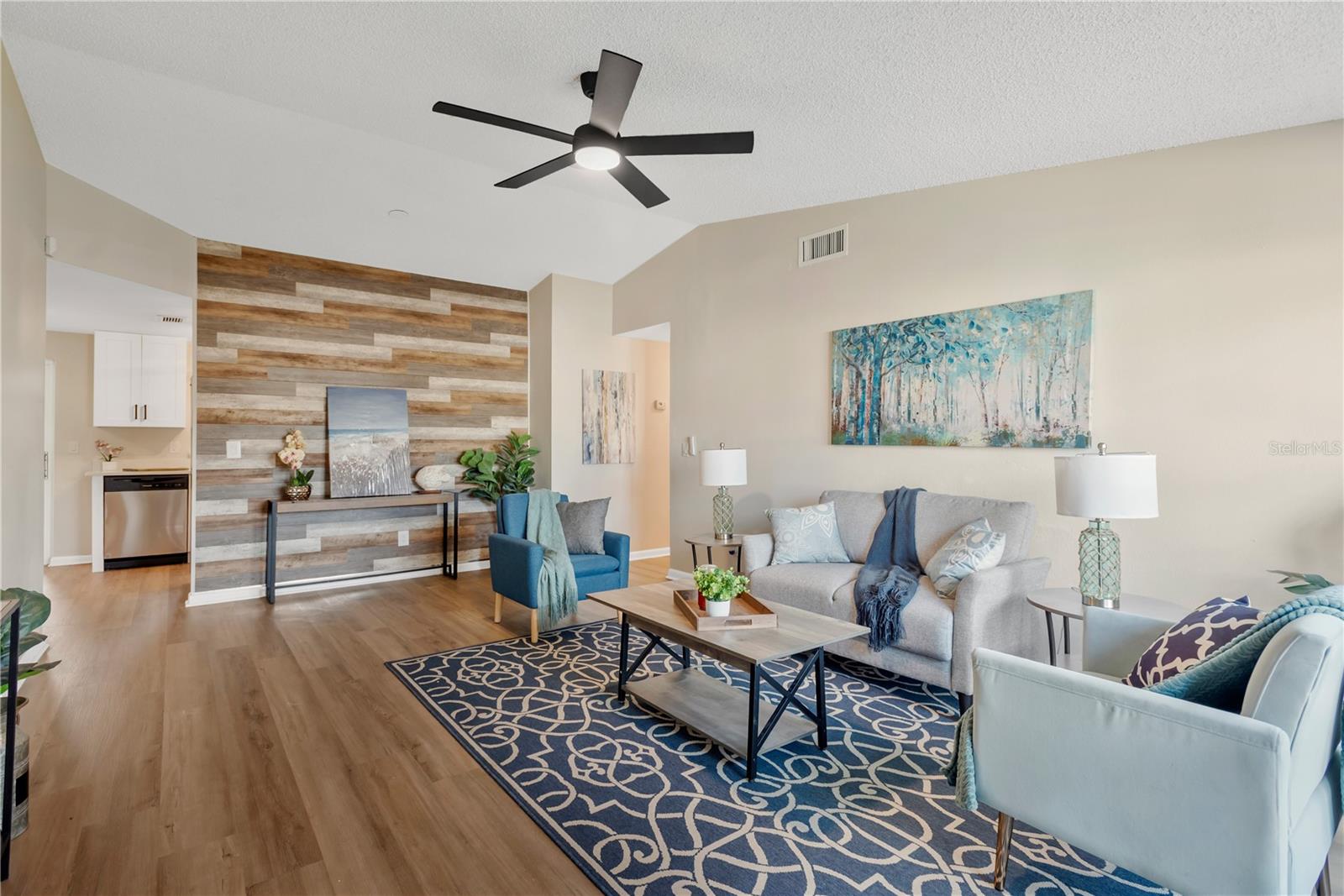 9406 GLENROSA CT — photo 3