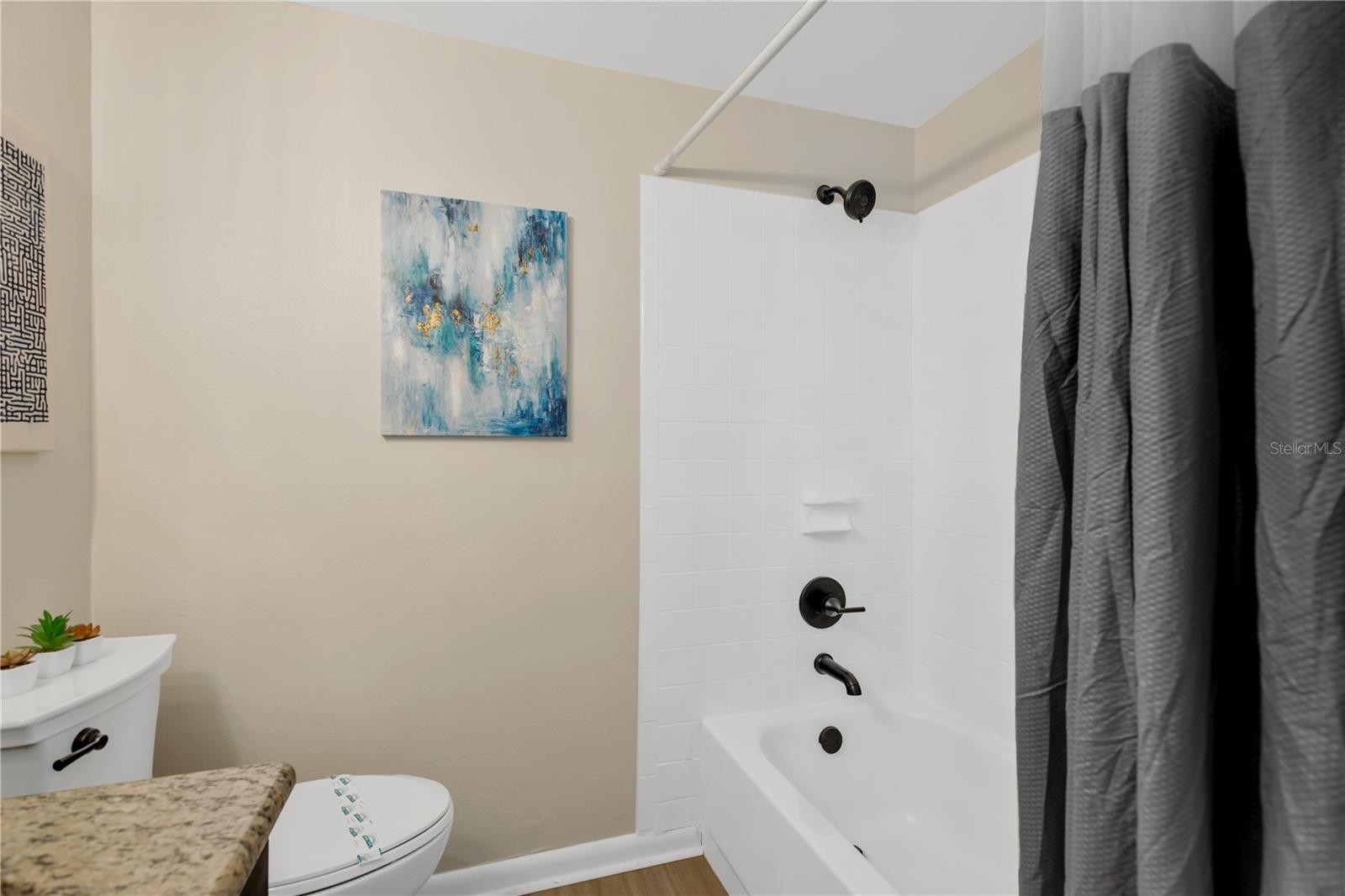 9406 GLENROSA CT — photo 13