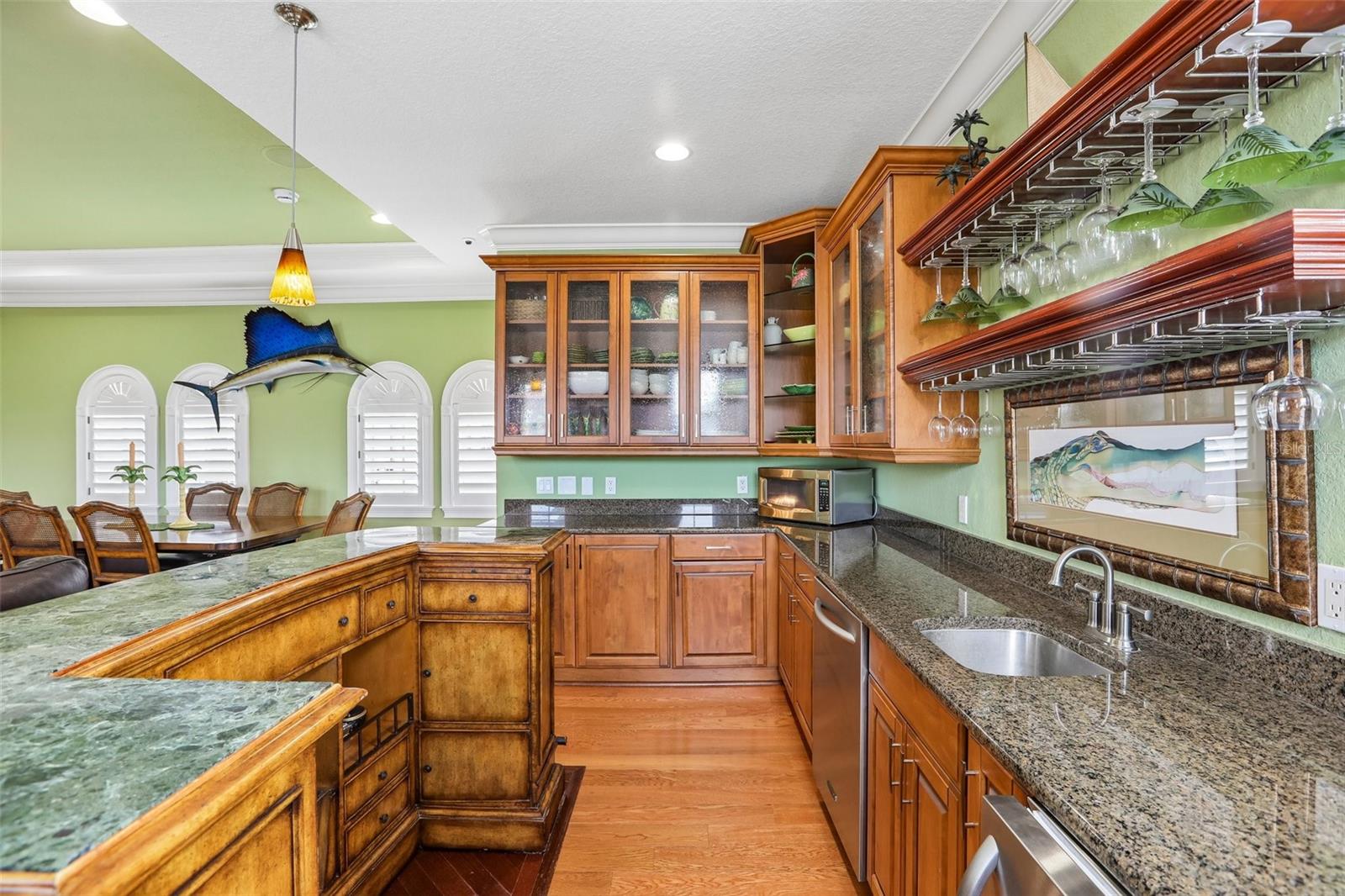 4912 YACHT CLUB — photo 47
