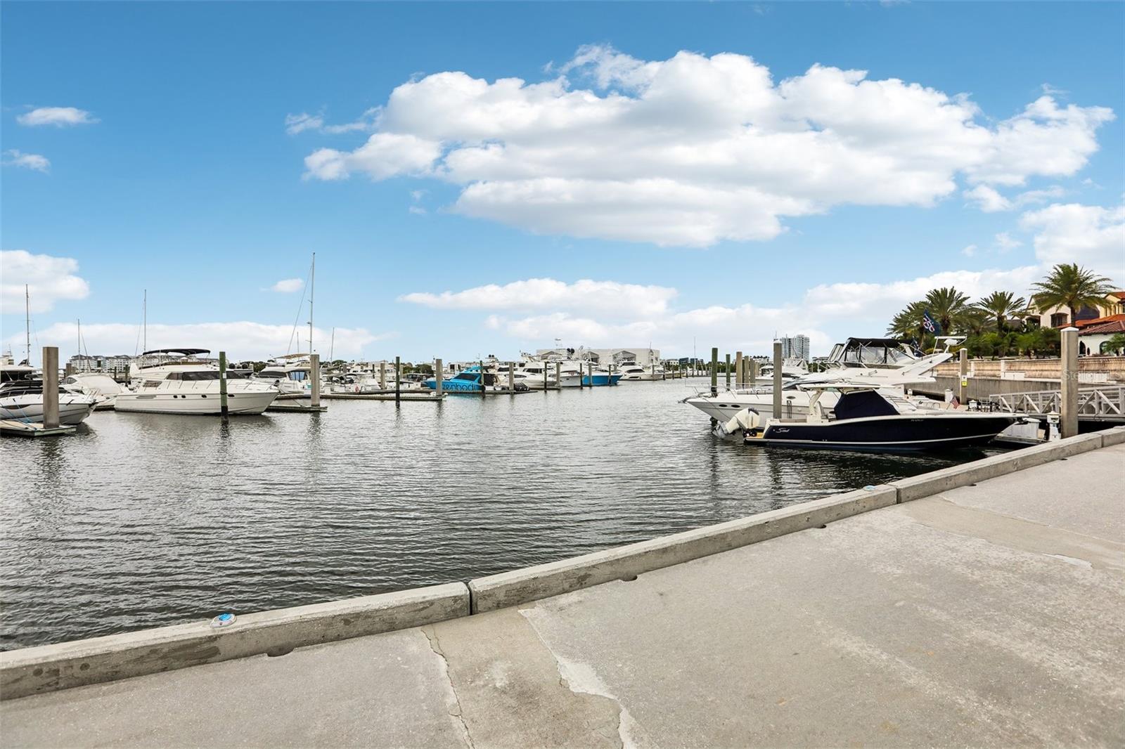 4912 YACHT CLUB — photo 87