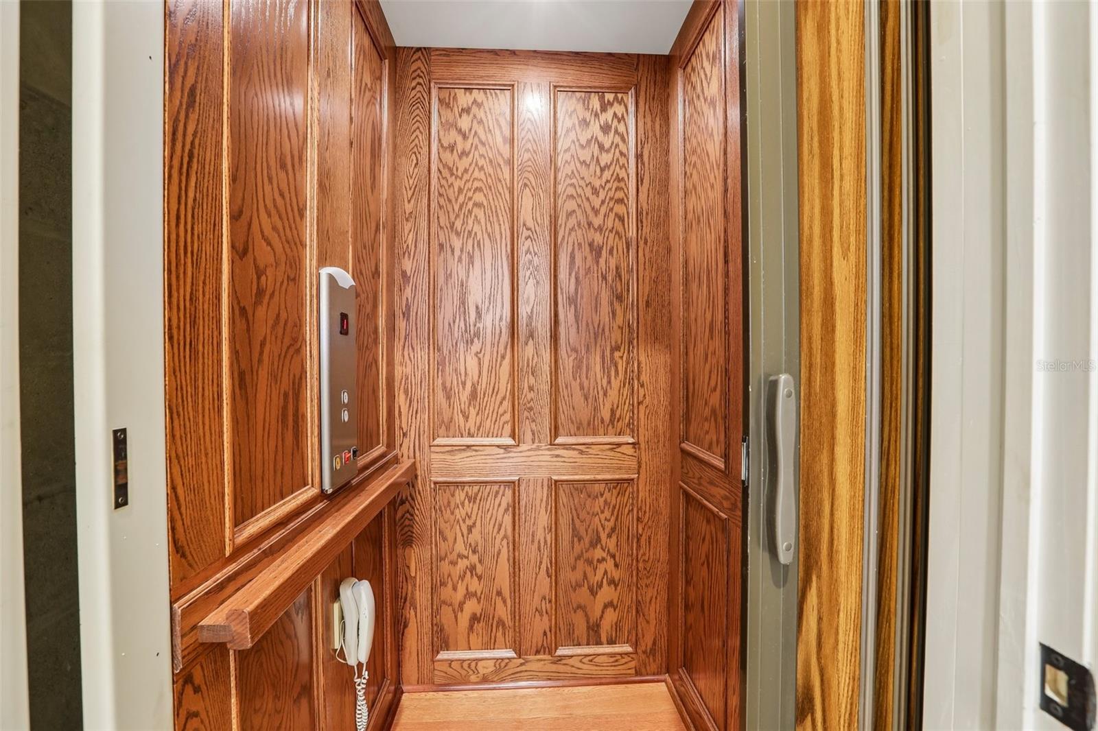 4912 YACHT CLUB — photo 31