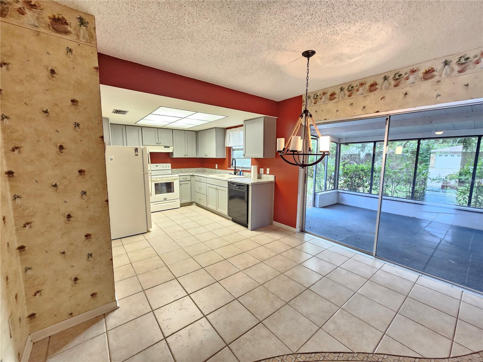 14104 LONEWOOD PL — photo 3