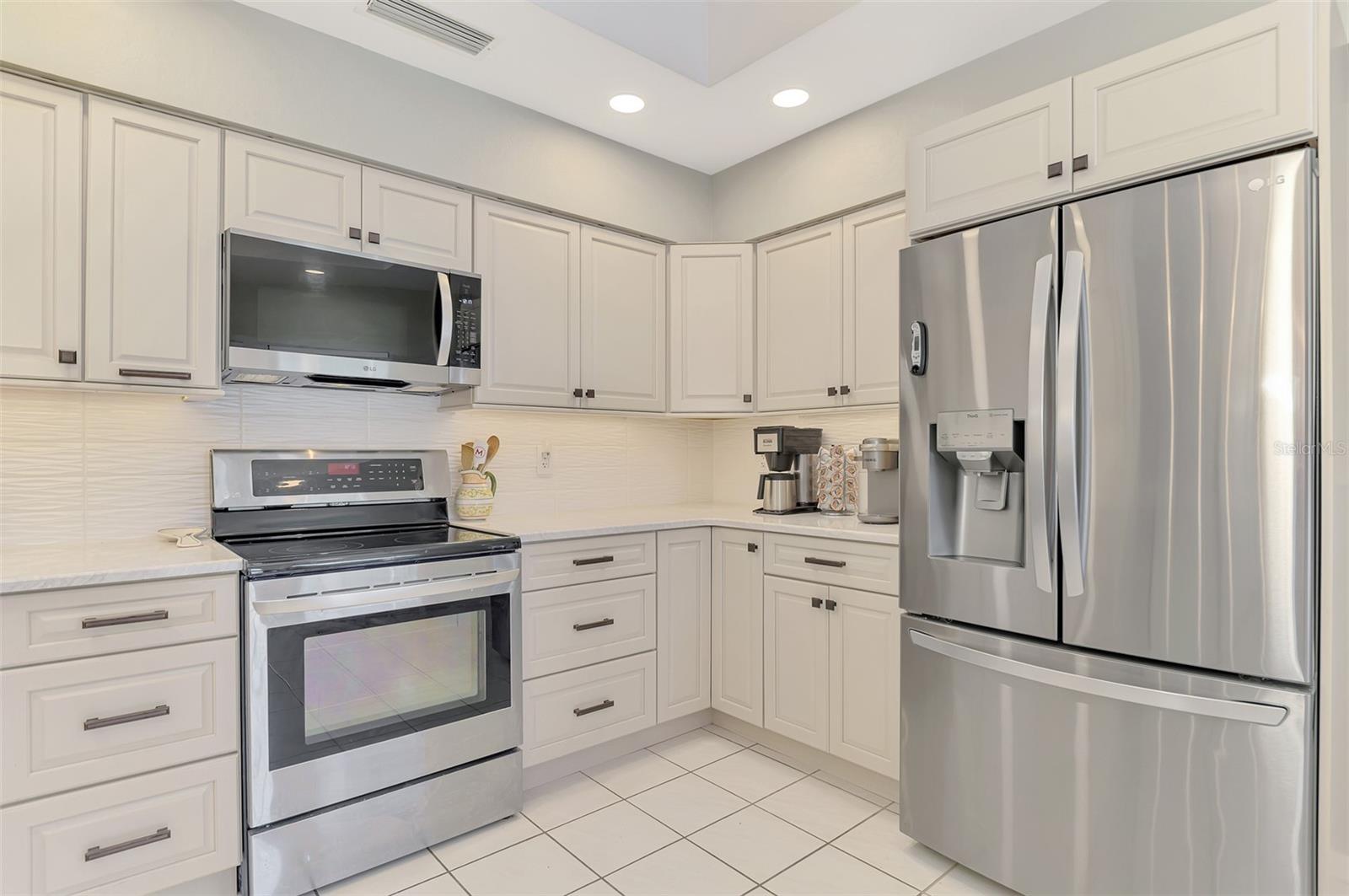 5880 TYLER RD — photo 21
