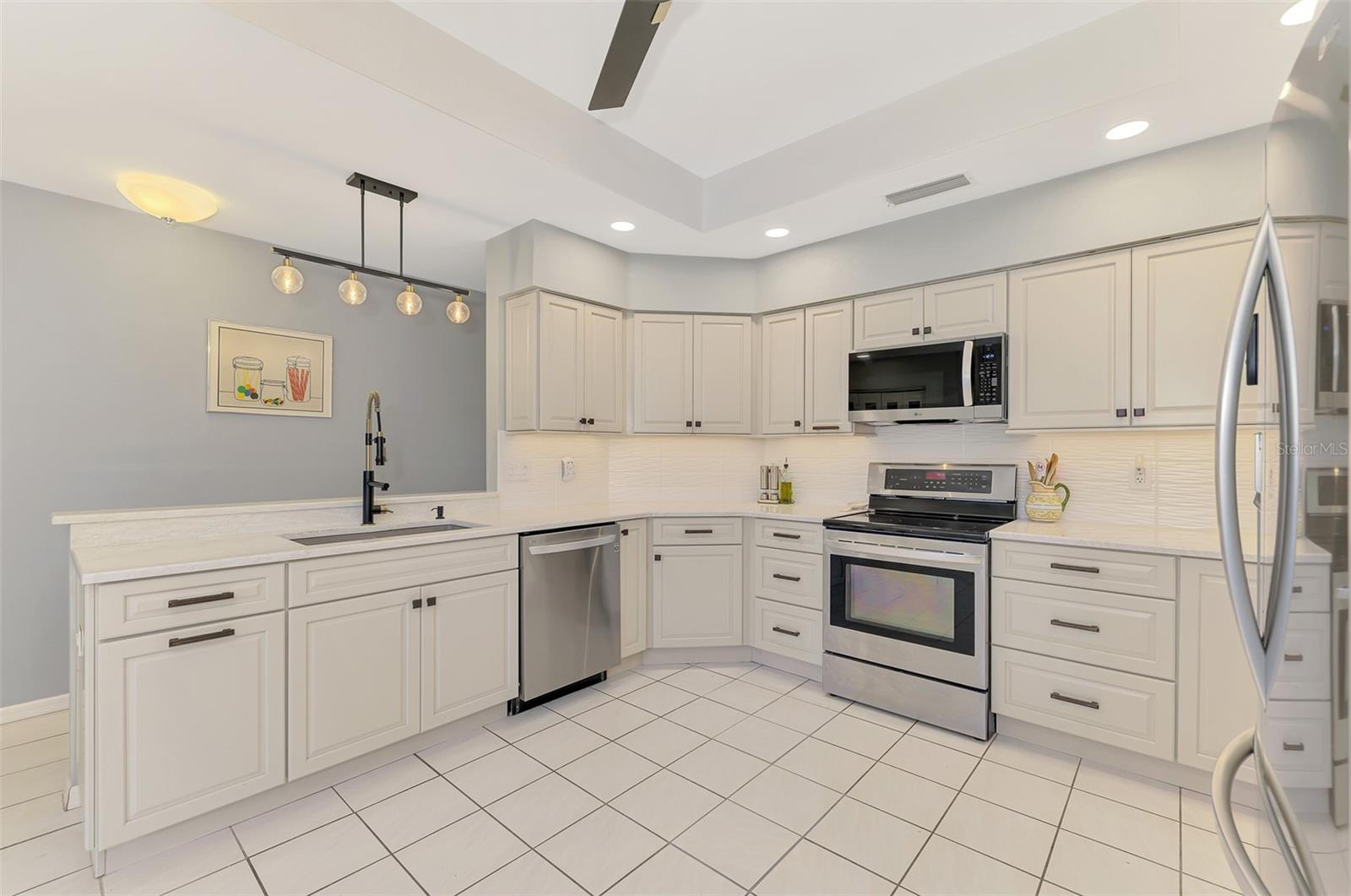 5880 TYLER RD — photo 17