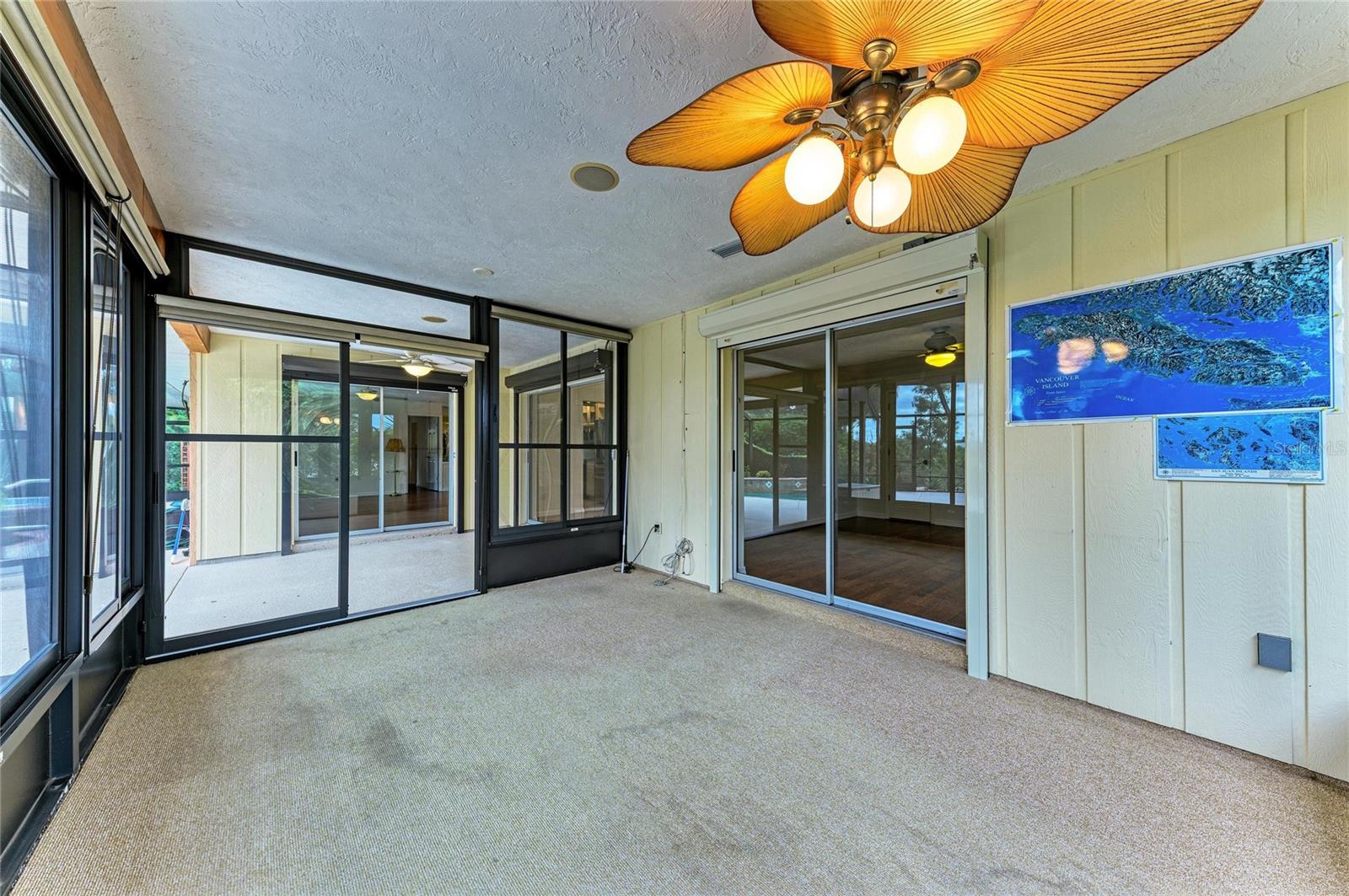 998 GONDOLA CT — photo 44