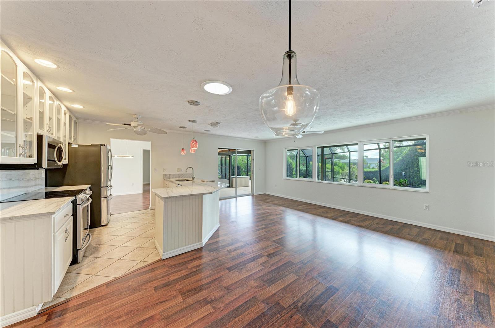 998 GONDOLA CT — photo 24