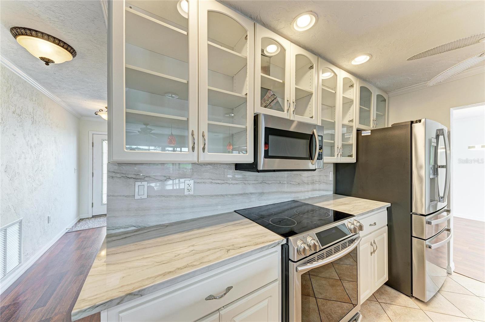 998 GONDOLA CT — photo 22